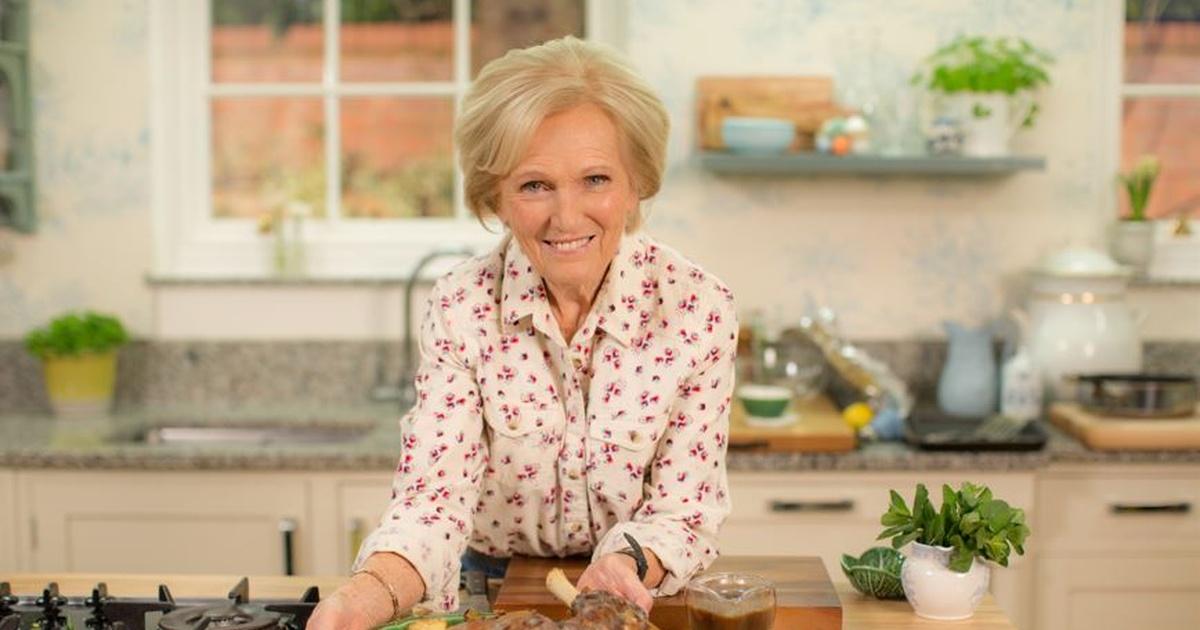 Mary Berry's Easter Feasts 