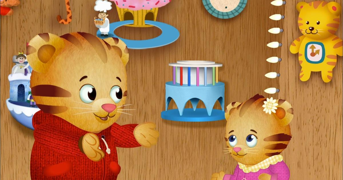 Daniel Tiger's Neighborhood | Chime Time with the Tiger Family | Season ...