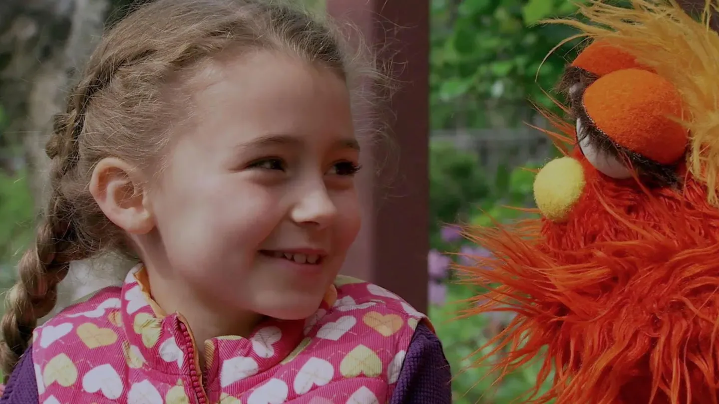 Sesame Street | Word on the Street: Absorb | Season 44 | PBS