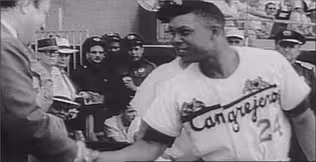 Comparing Baseball to "El Béisbol"