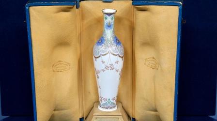 Video thumbnail: Antiques Roadshow Appraisal: 1912 Sevres Exhibition Vase and Case
