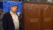 Fake Schrank Pennsylvania Cabinet: Owner Interview
