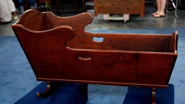 Antiques Roadshow | Appraisal: American Walnut Cradle, ca. 1775