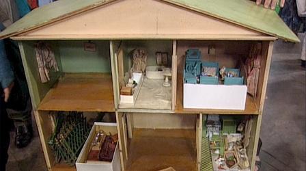 Video thumbnail: Antiques Roadshow Appraisal: Doll House, ca. 1930