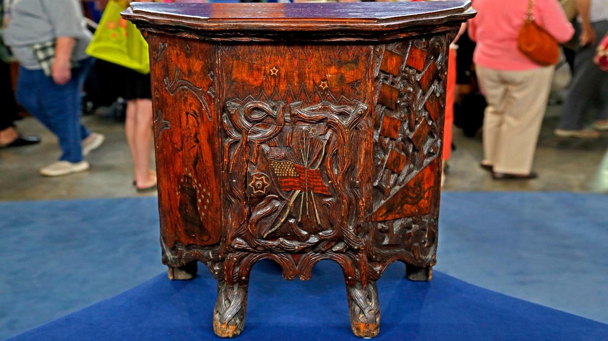 Appraisal: Patriotic Pyrography Cabinet, ca. 1910 | Watch on PBS