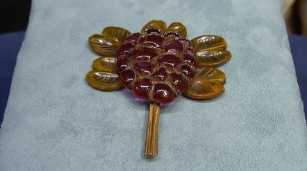 Video thumbnail: Antiques Roadshow Appraisal: French Bakelite Brooch, ca. 1940