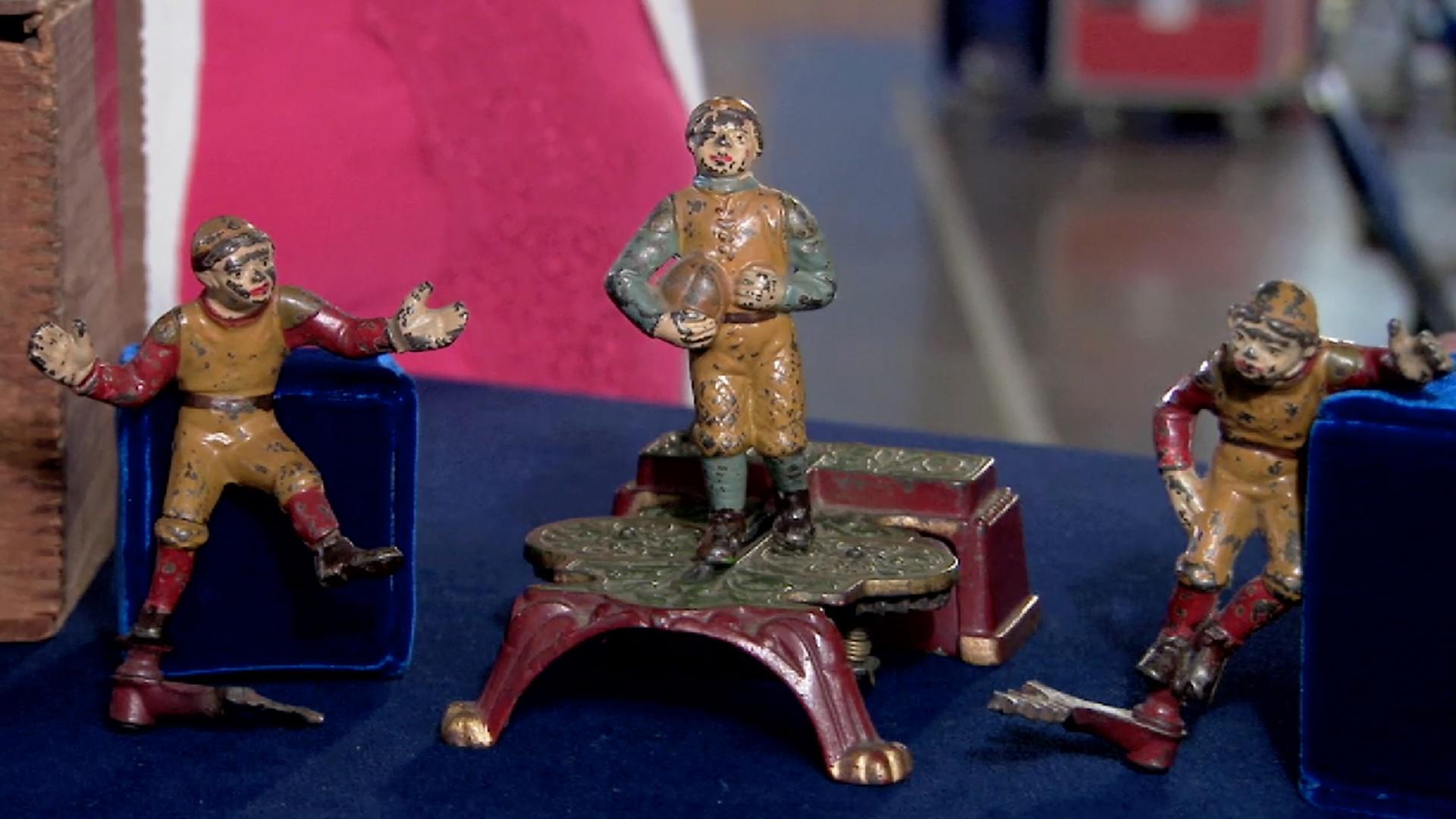 Antiques Roadshow  Appraisal: 1903 Steiff Rod Teddy Bear