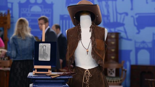 Antiques Roadshow | Appraisal: Ranchwear Outfit, ca. 1935