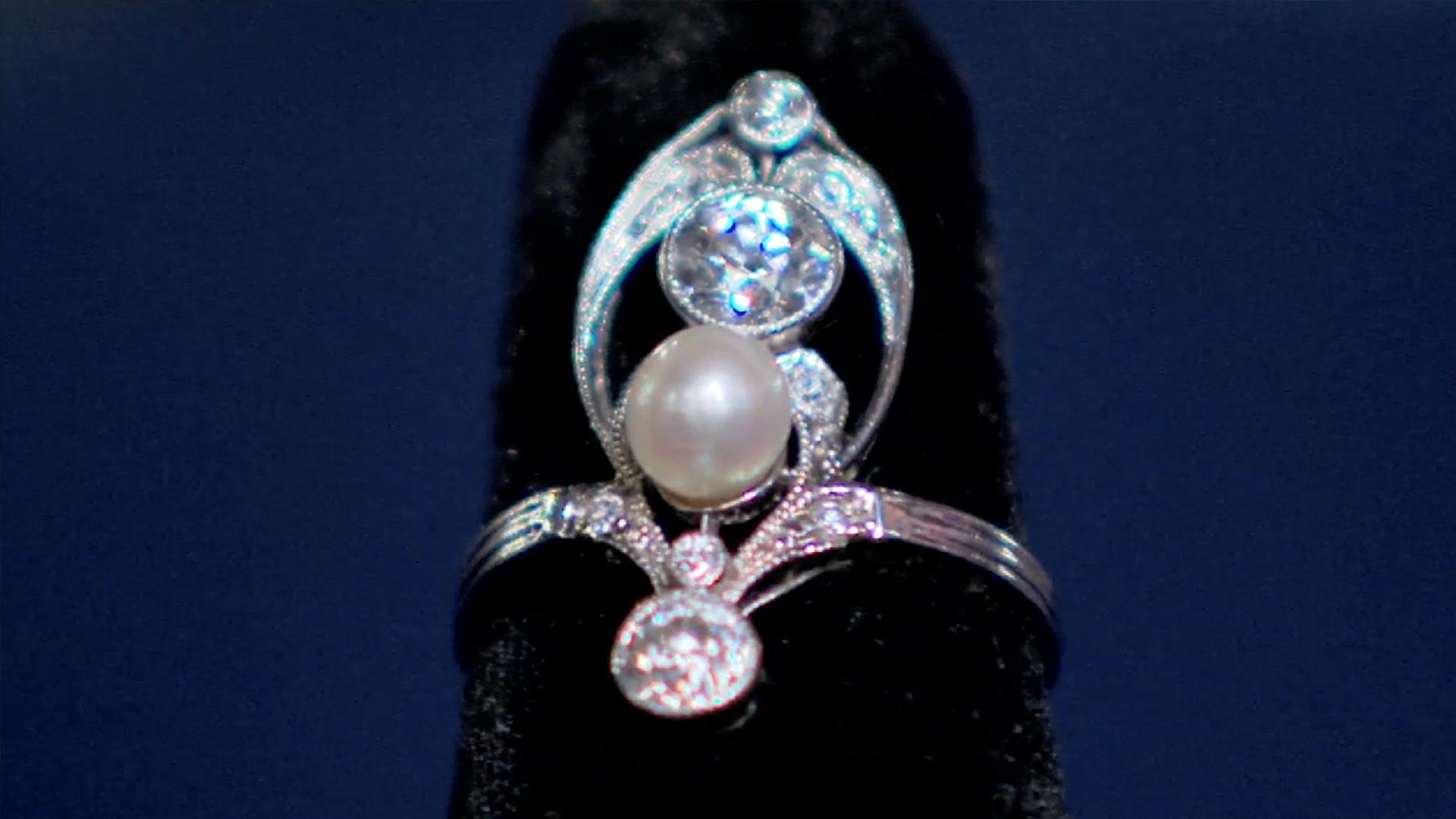 1920s Platinum, Natural Saltwater Pearl & Diamond Ring (180H) | The Antique  Jewellery Company