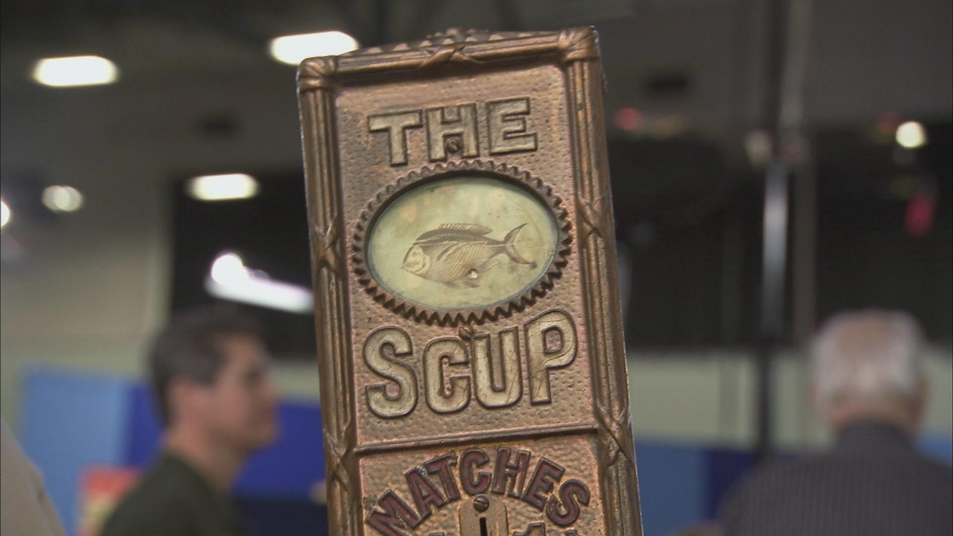 Chicago Black Hawks: What's in a Name?, Antiques Roadshow