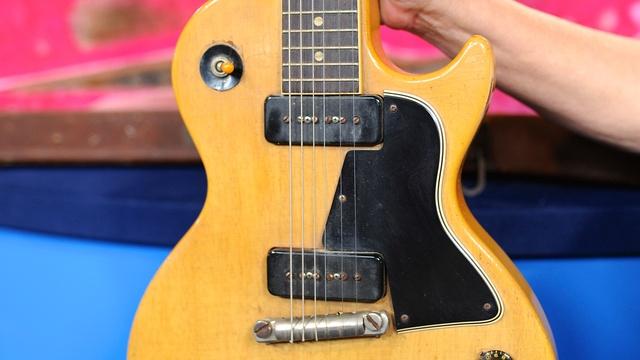 Antiques Roadshow | Appraisal: 1955 Gibson Les Paul Special with Case