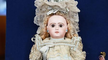 Video thumbnail: Antiques Roadshow Appraisal: Tête Jumeau Bébé Doll & Parasol