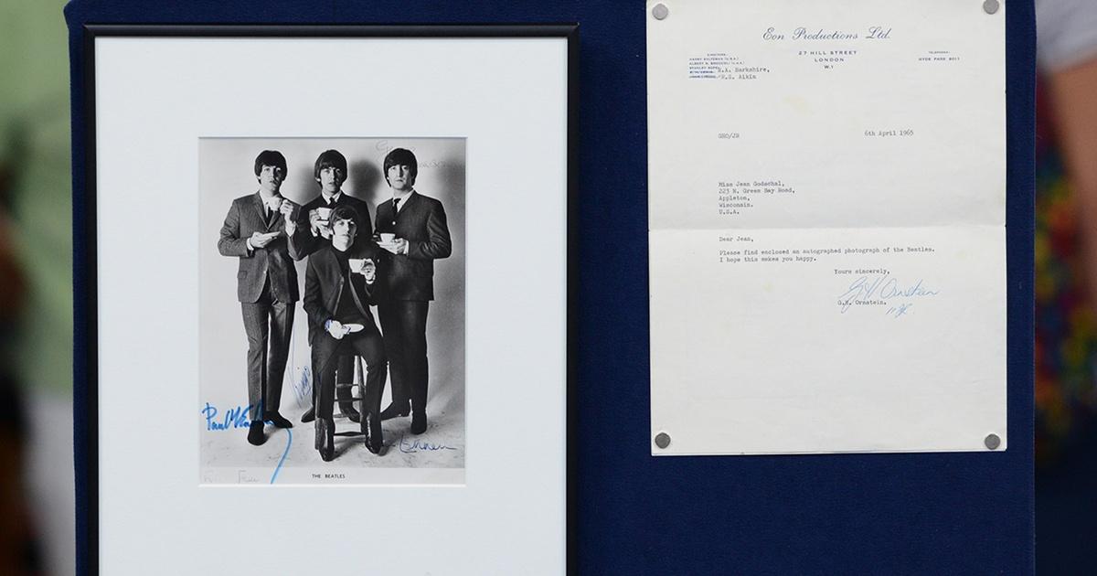 Antiques Roadshow | Appraisal: 1965 Beatles-Signed Photo with Letter ...