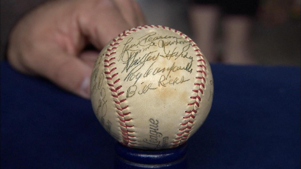 Antiques Roadshow | Appraisal: Roy Campanella-Signed Baseball