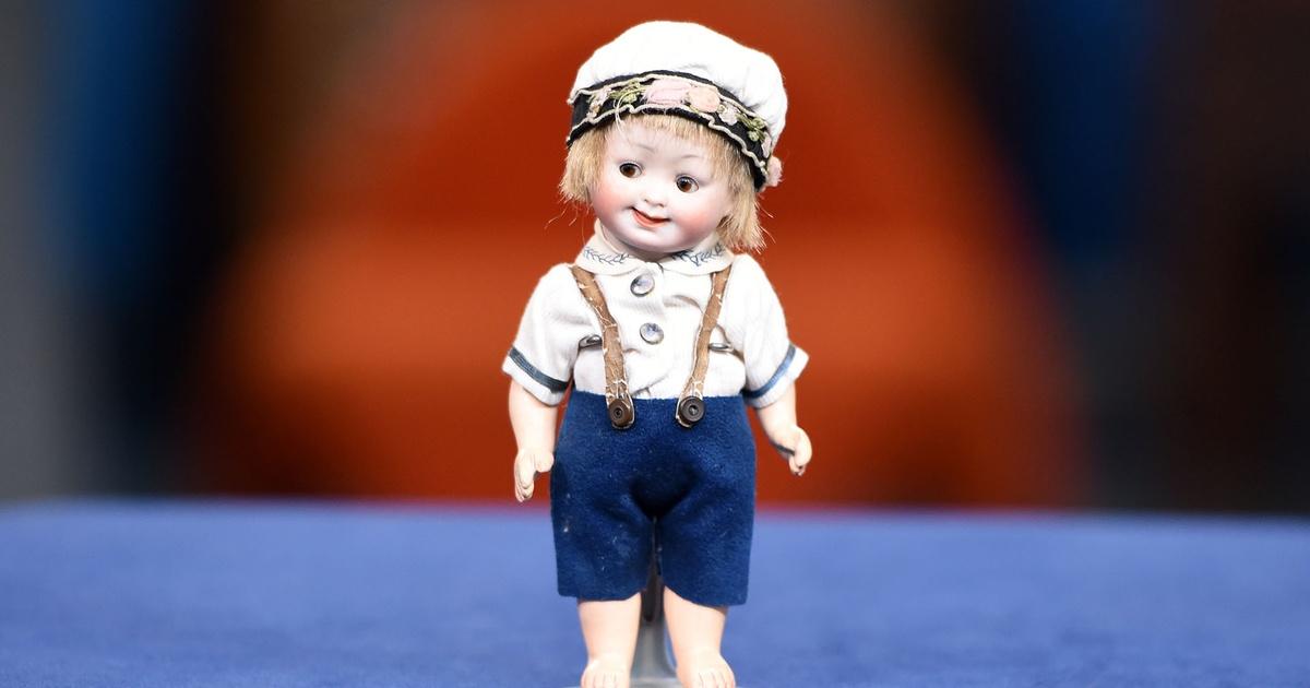 googly doll antique