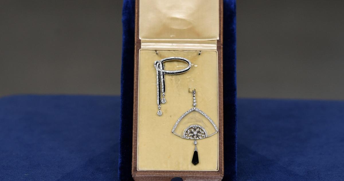 Antiques Roadshow Appraisal Diamond & Onyx Jewelry, ca. 1920 Season 20 Episode 11 PBS