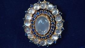 Video thumbnail: Antiques Roadshow Appraisal: Tiffany Convertible Necklace, ca. 1940