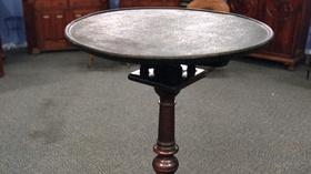 Video thumbnail: Antiques Roadshow Appraisal: Philadelphia Candlestand, ca. 1765