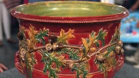 Video thumbnail: Antiques Roadshow Appraisal: New Orleans Art Pottery Jardiniere