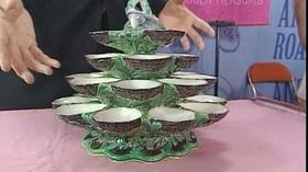 Video thumbnail: Antiques Roadshow Appraisal: 1857 Minton Oyster Plate