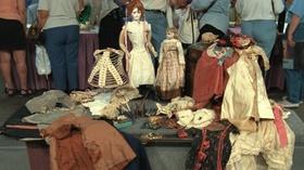 Video thumbnail: Antiques Roadshow Appraisal: Jumeau Dolls & Accessories
