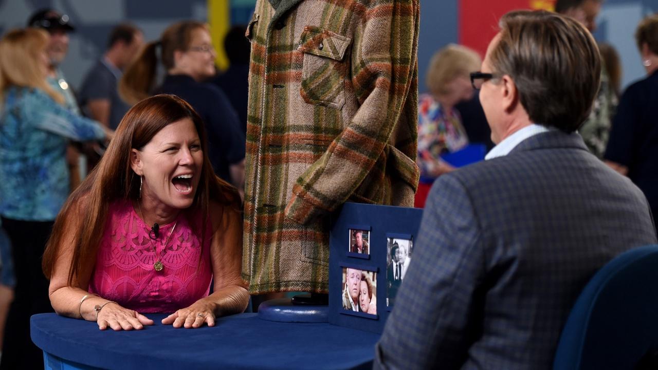 Antiques Roadshow Vintage Palm Springs Hour 1 airing Fri, Oct 2 12:00 pm