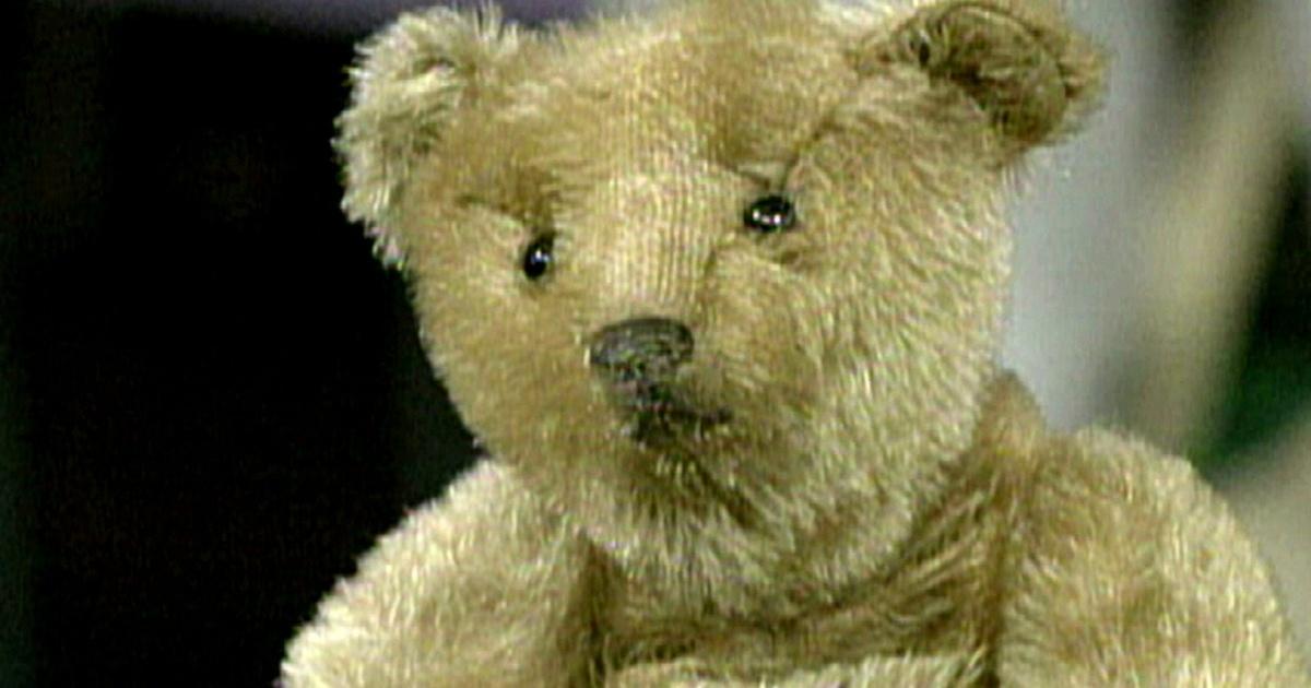 Antiques Roadshow | Appraisal: Steiff Bears | Season 16 | Episode 26 | PBS