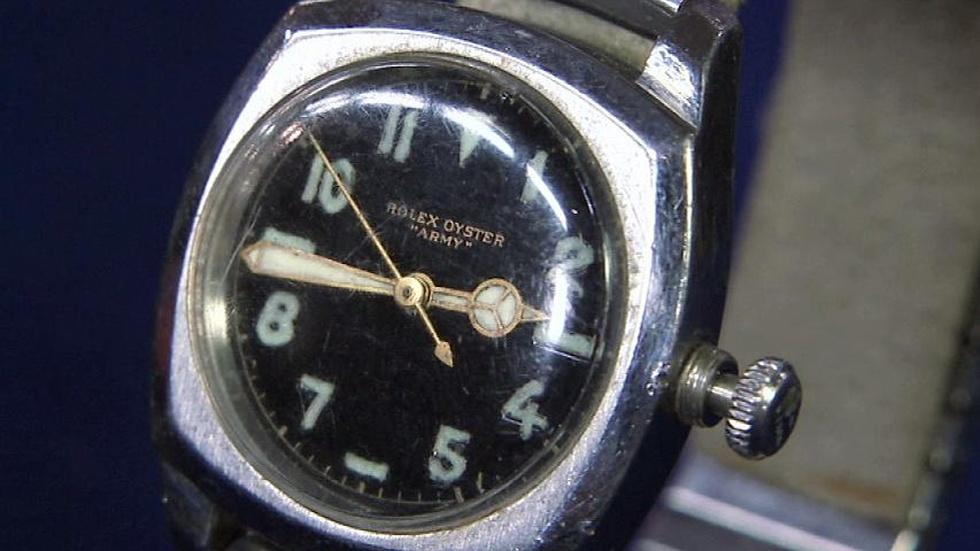 S16 Ep21: Appraisal: Rolex "Army" Wristwatch, ca. 1940 image