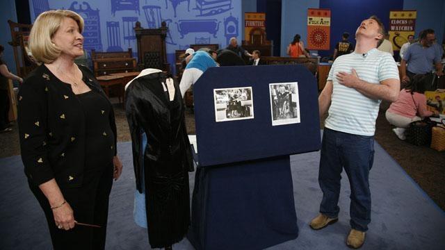 Antiques Roadshow | Naughty or Nice - Preview