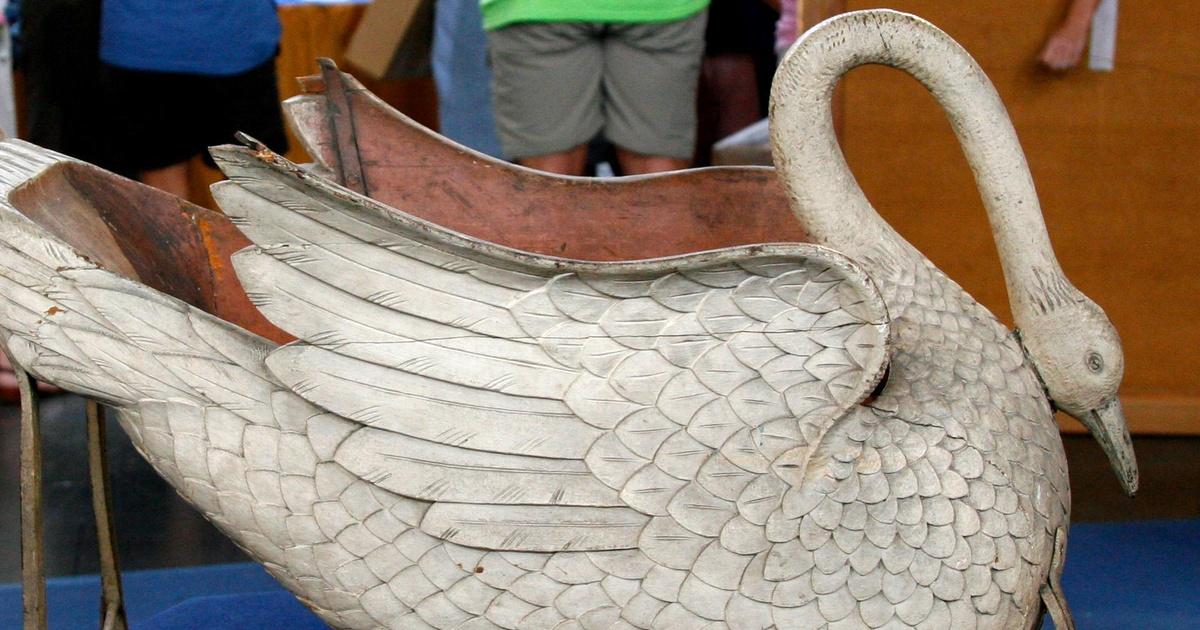 Antiques roadshow | appraisal: child's swan sleigh, ca. 1880 | season 15 | episode 21