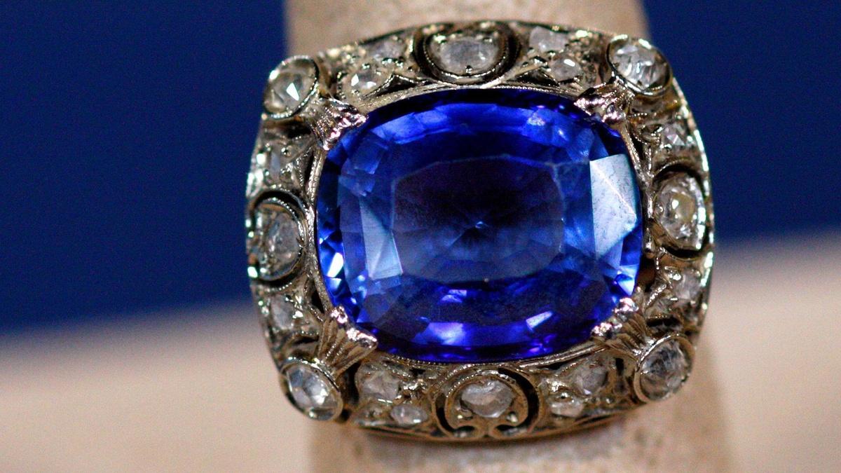 Appraisal Sapphire & Diamond Ring Antiques Roadshow THIRTEEN New