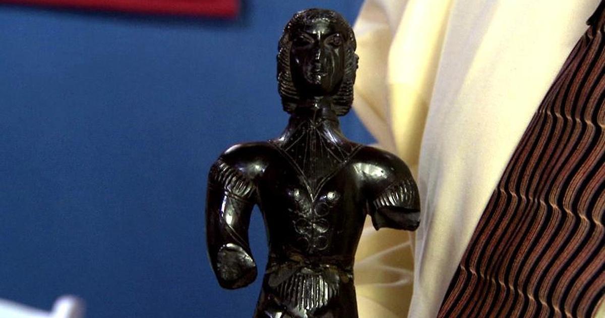 Antiques Roadshow | Appraisal: Haida Argillite Figure, ca. 1860 ...