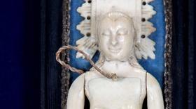 Video thumbnail: Antiques Roadshow Appraisal: Mid-18th Century Indo-Portugese Doctors Figures