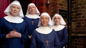 Video thumbnail: Call the Midwife The Critics Love Call the Midwife