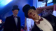 Olivier Becomes the Mannequin