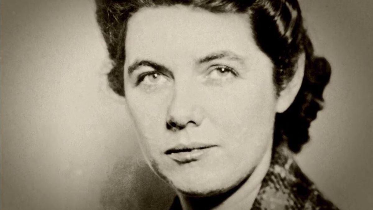 Martha Learns Clandestine Work | Defying The Nazis: The Sharps' War ...