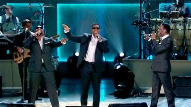 Boyz II Men Perform "The Longest Time"