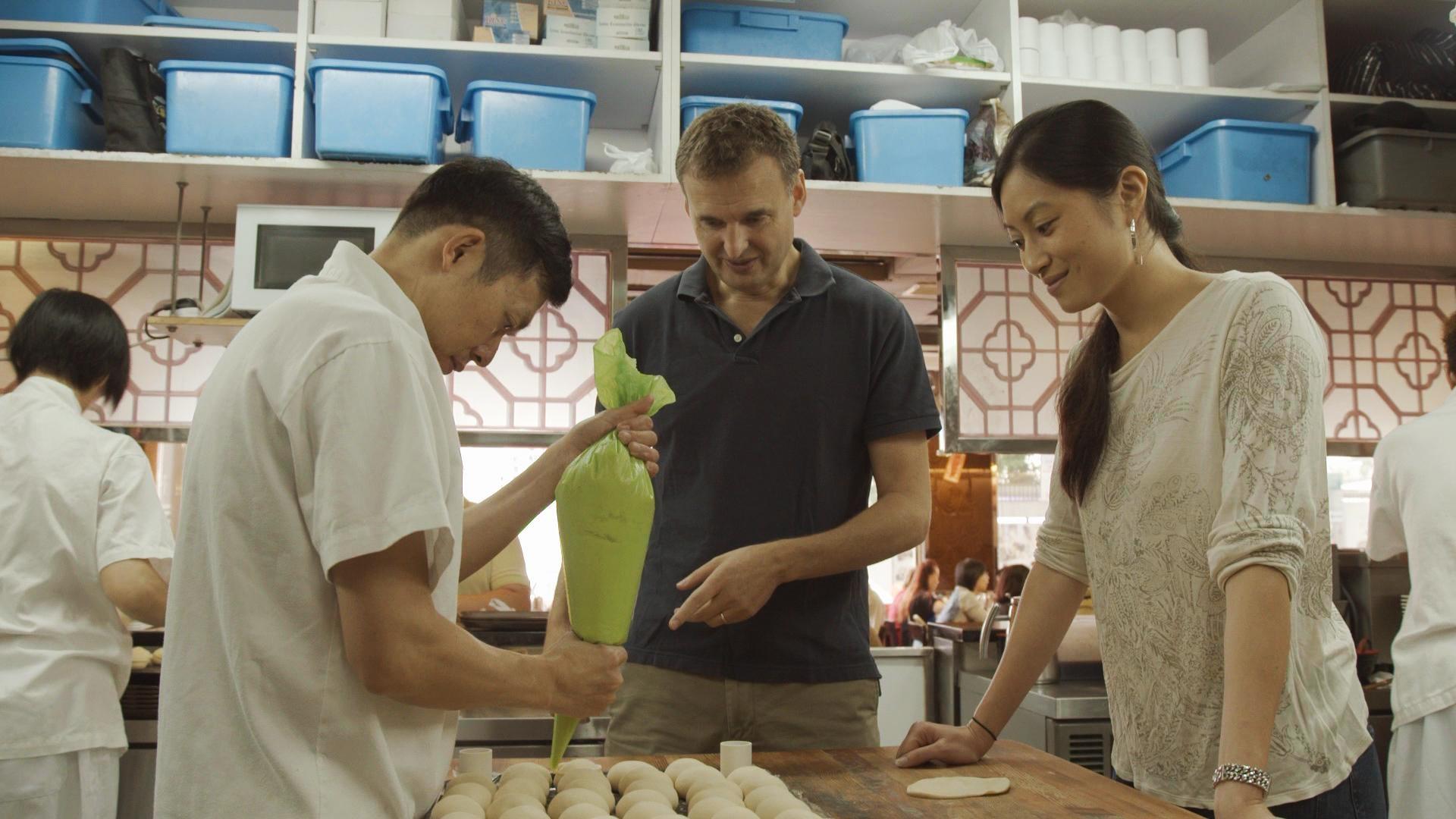 Phil Tries: Making Pork Buns