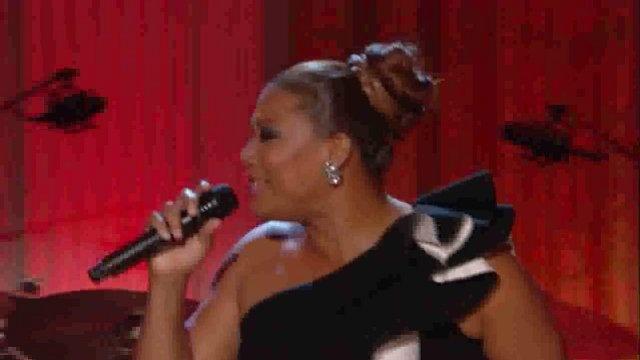 Queen Latifah Performs I Can't Stand the Rain