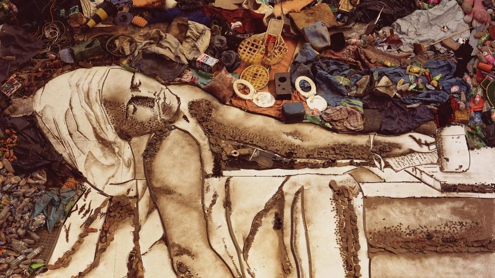 S12: Oscar-Nominated Waste Land Premiering on PBS image