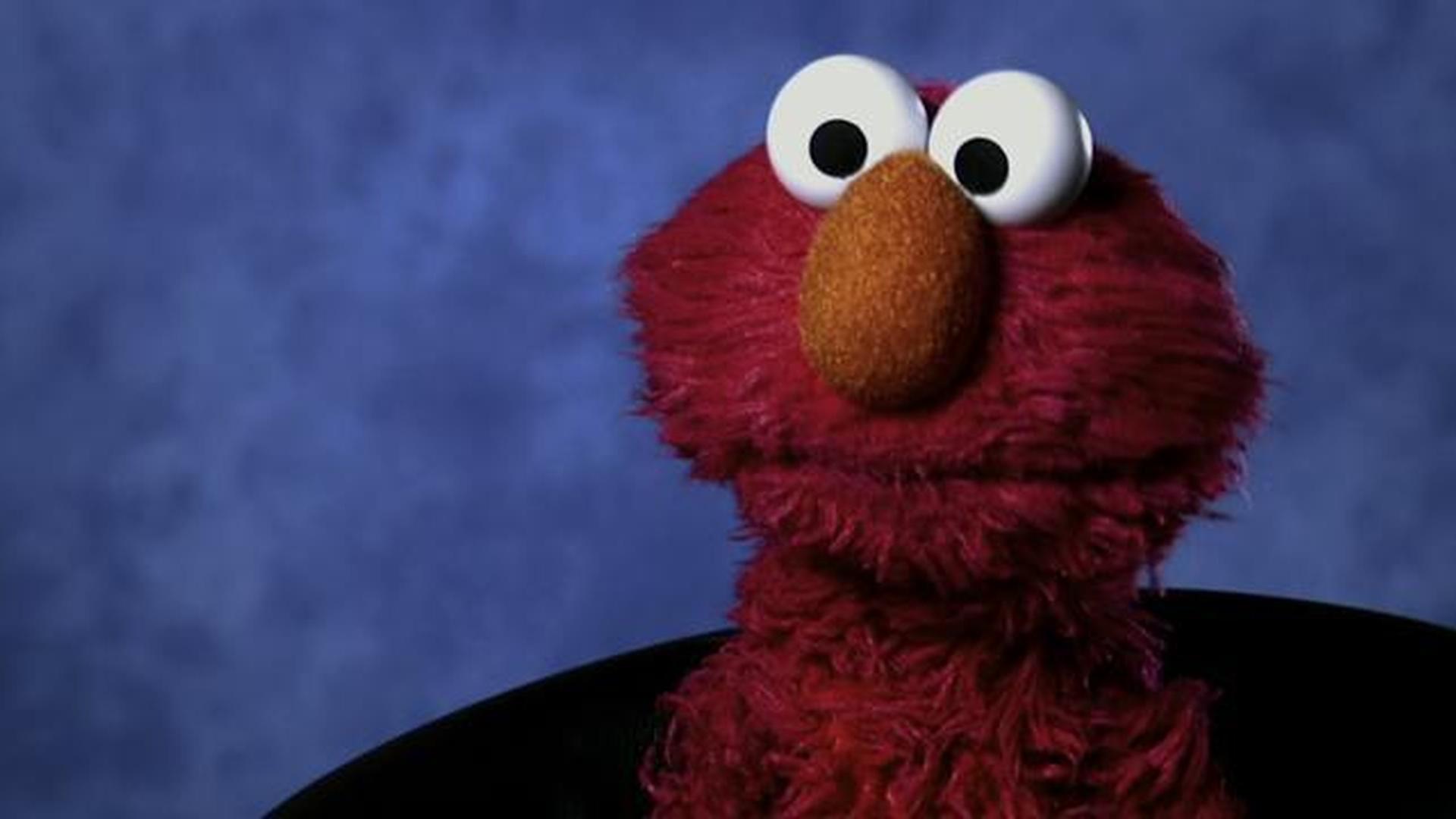 Elmo Normal Being Elmo: Elmo Answers Your Question | Independent Lens | THIRTEEN ...