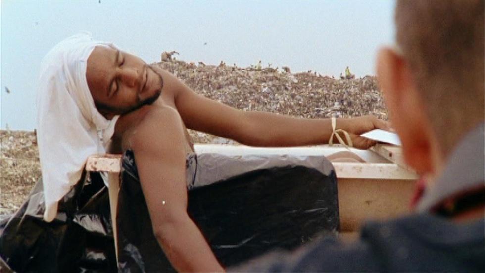 Waste Land: Finding Art in the Dump image