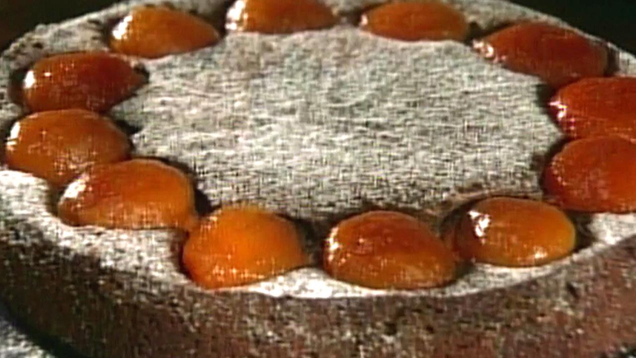 Baking With Julia | Poppyseed Torte with Markus Farbinger