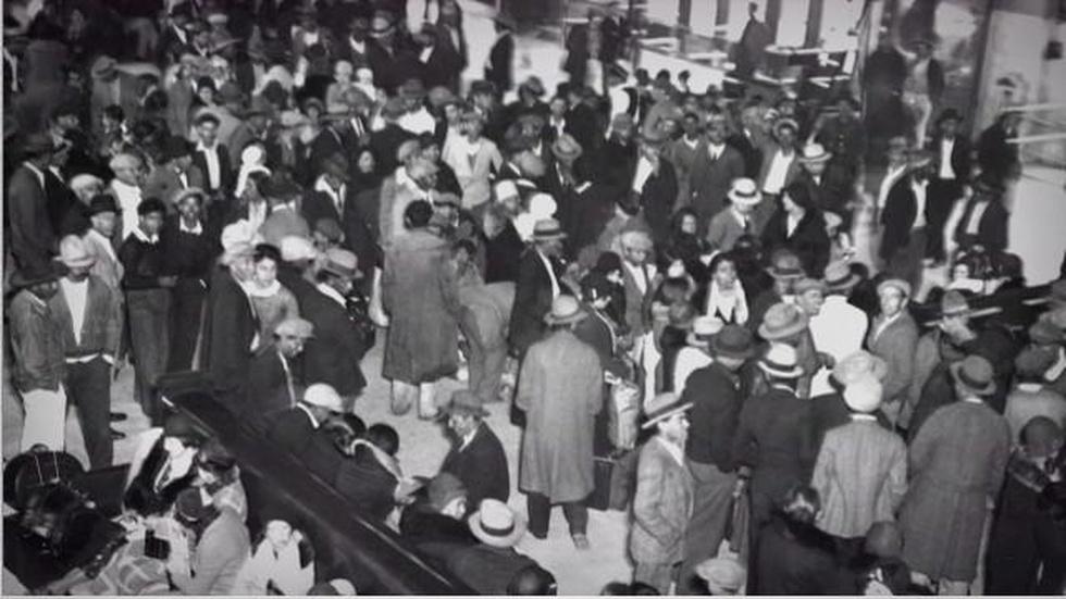Los Angeles Deportation image