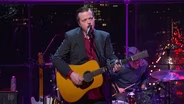 Jason Isbell performs "Alabama Pines"