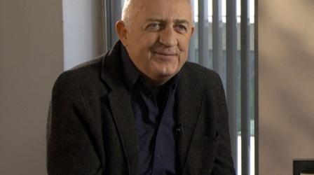 Video thumbnail: Live From Lincoln Center Bramwell Tovey Divulges "State Secrets"