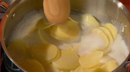 Making Scalloped Potatoes Ahead of Time