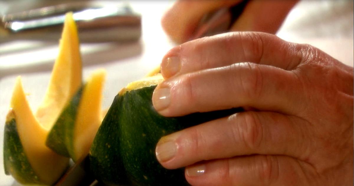 Martha Stewart shows you how to avoid getting a lacerated 'avocado hand