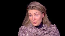 Video thumbnail: Downton Abbey Lady Carnarvon on Highclere Castle's Many Rooms