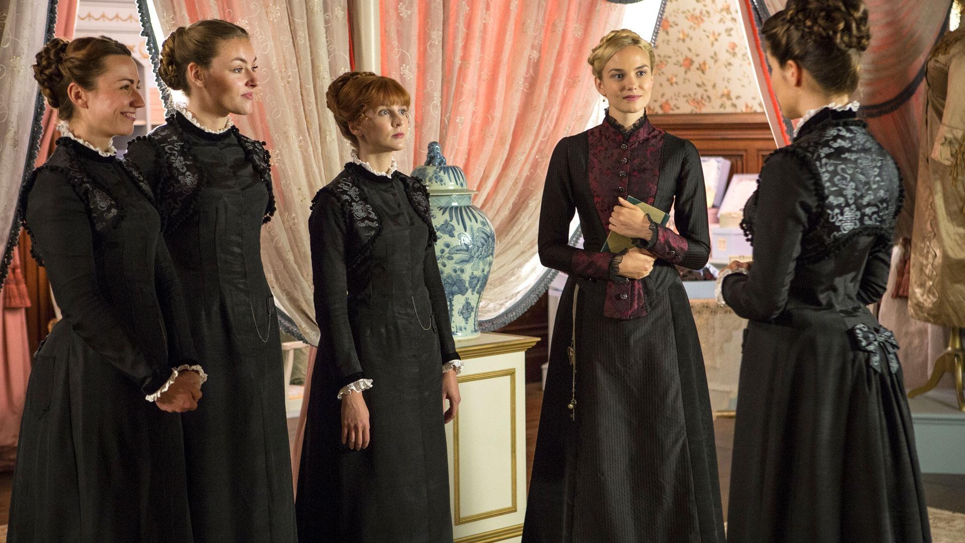 Scene | The Paradise | THIRTEEN - New York Public Media